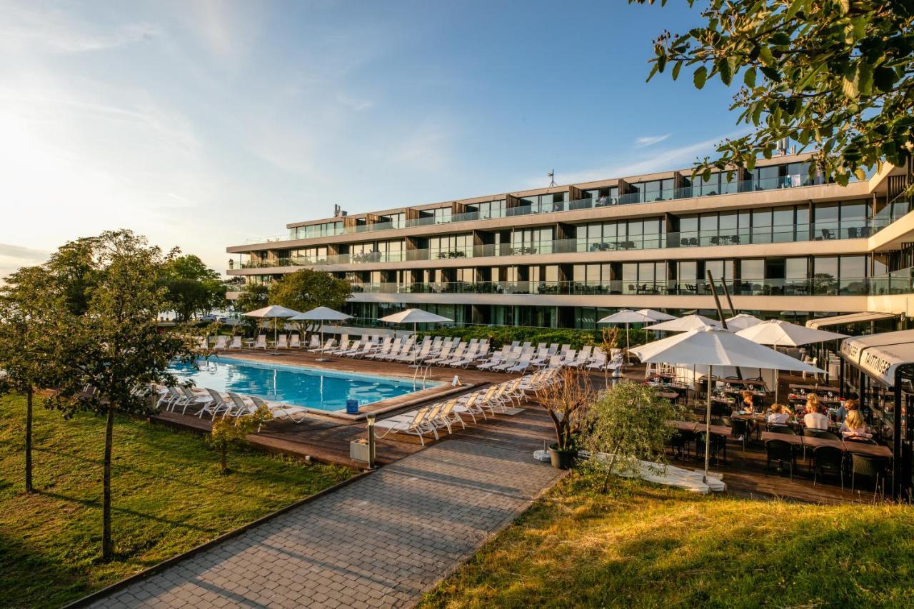 Novi Resort VBY Eksteriør bilde